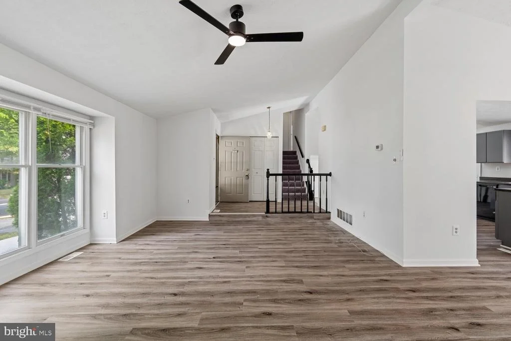 Photo of 3049 MEMORY LANE