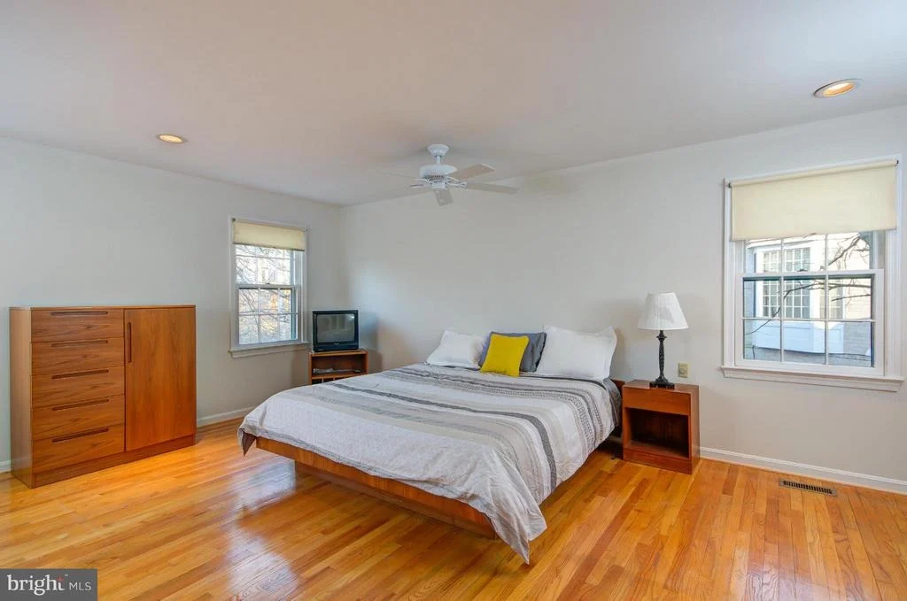 Photo of 1734 STONEBRIDGE ROAD