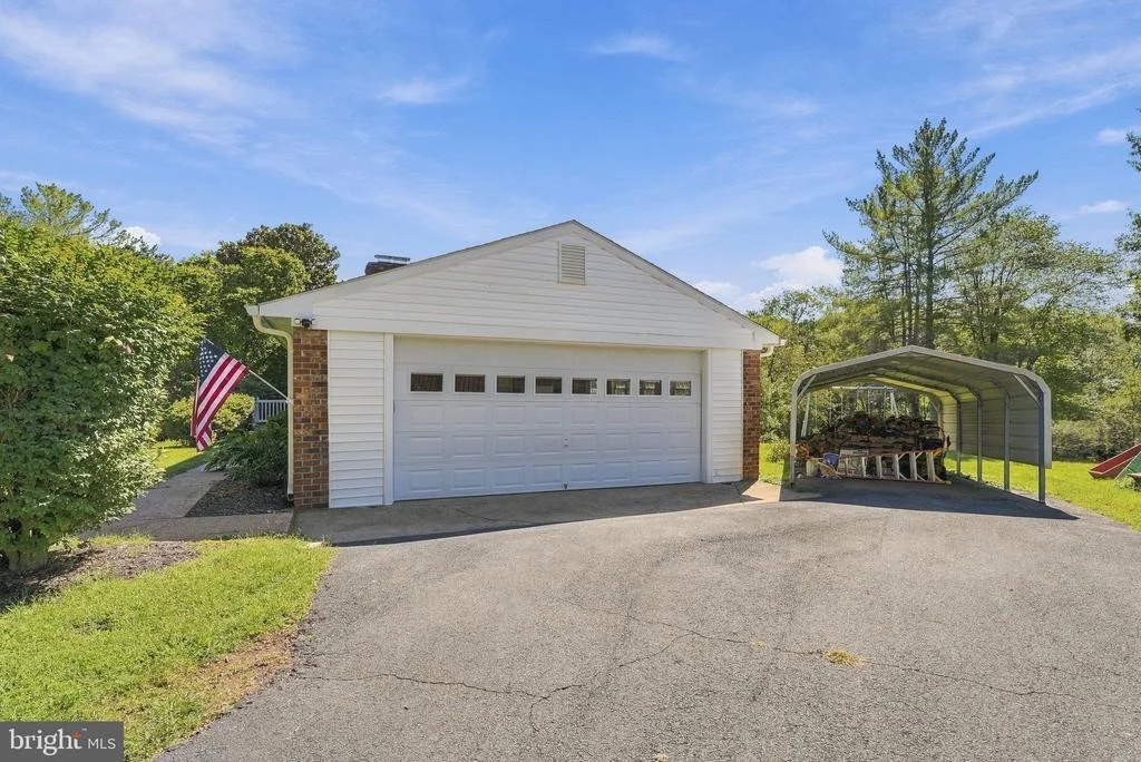 Photo of 19260 ROLLING HILLS DRIVE