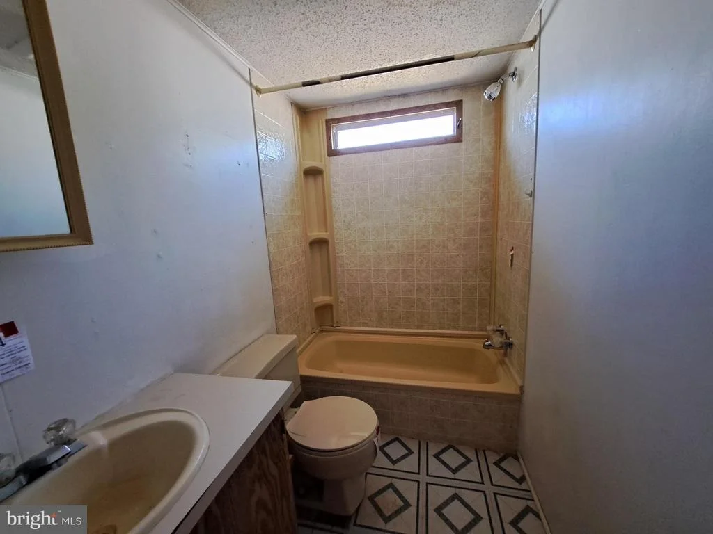 Photo of 6706 WHITELEY ROAD