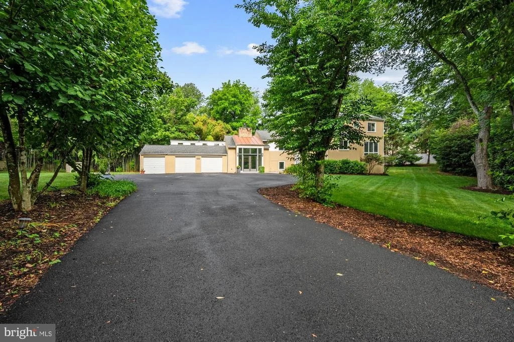 Photo of 1316 ALPS DRIVE