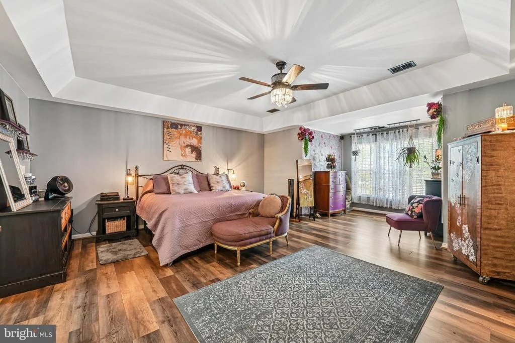 Photo of 6729 LOWES LANE