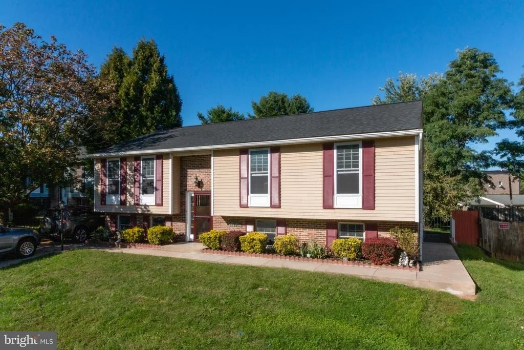 Photo of 233 SAVAGE ROAD