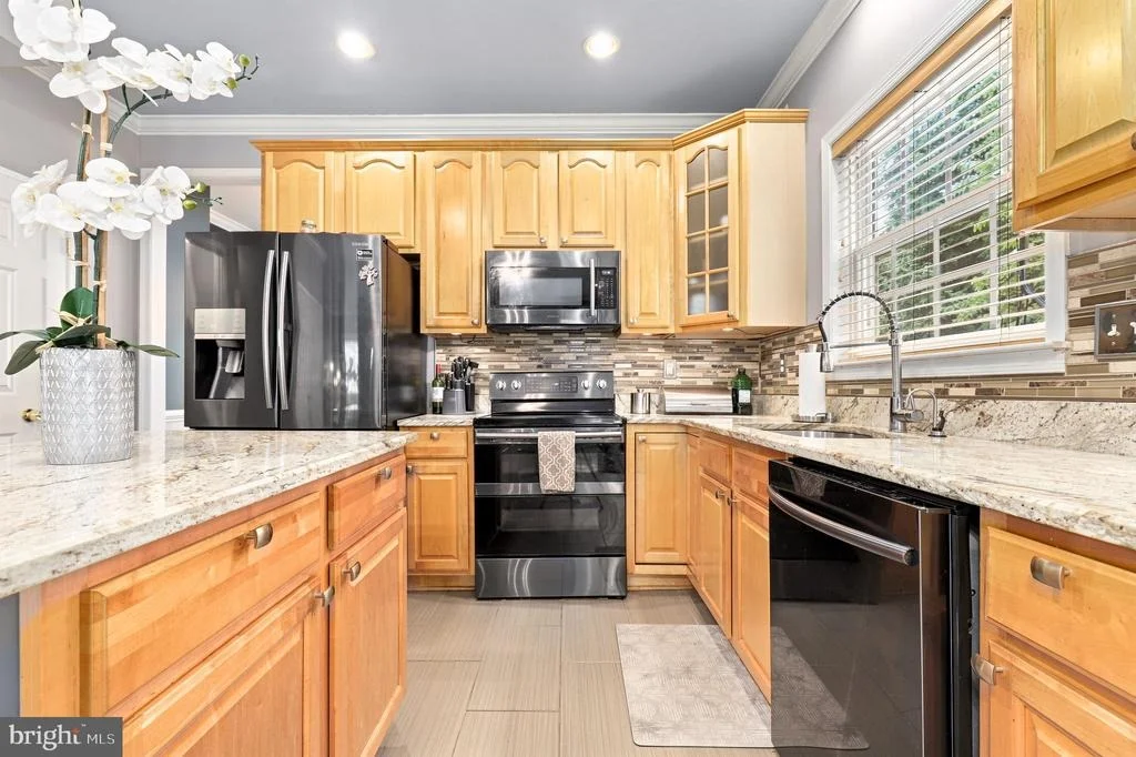 Photo of 6405 IVY SPRING ROAD