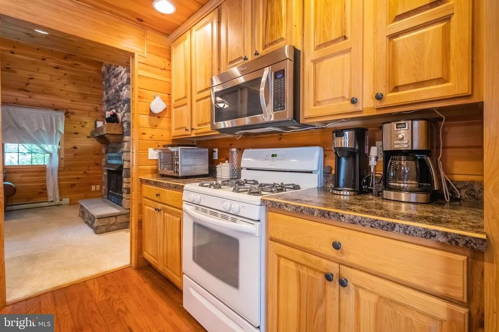 Photo of 302 OAK WAY ROAD