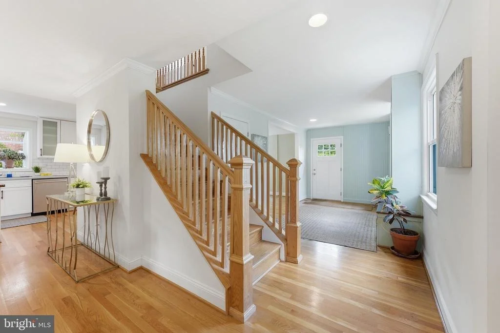 Photo of 1102 MEURILEE LANE