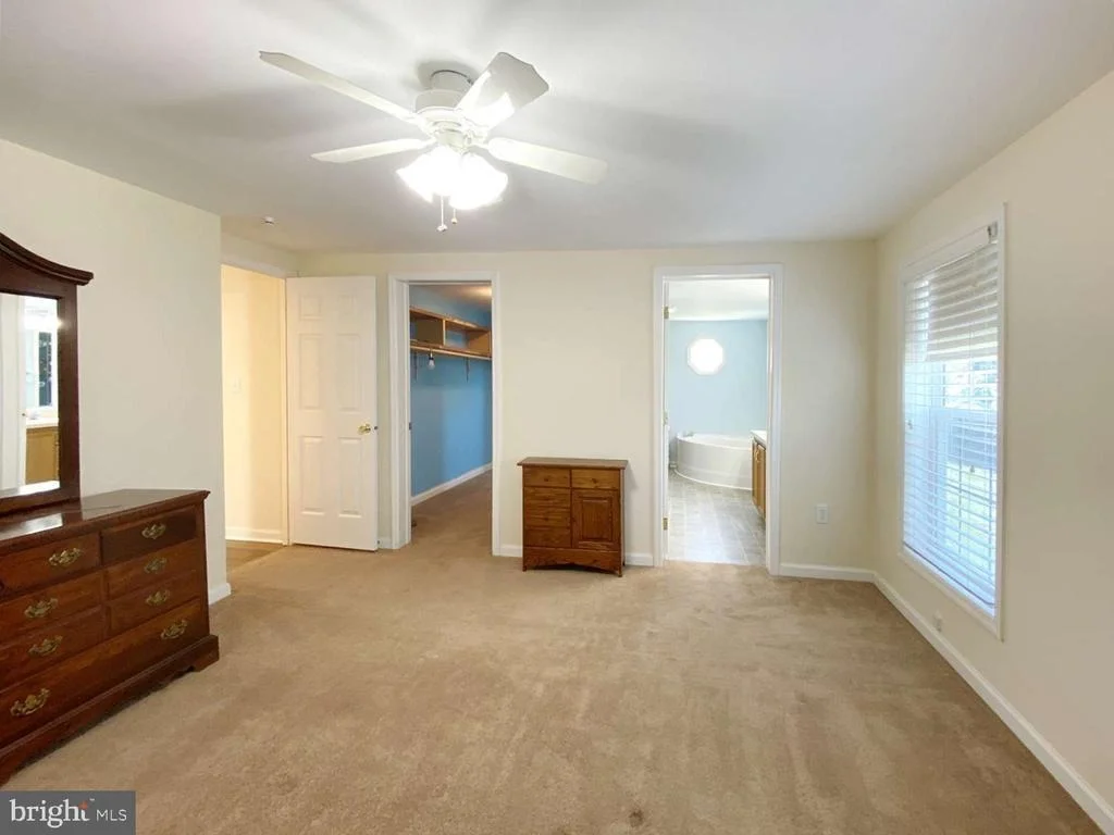 Photo of 4 MAYFAIR LANE