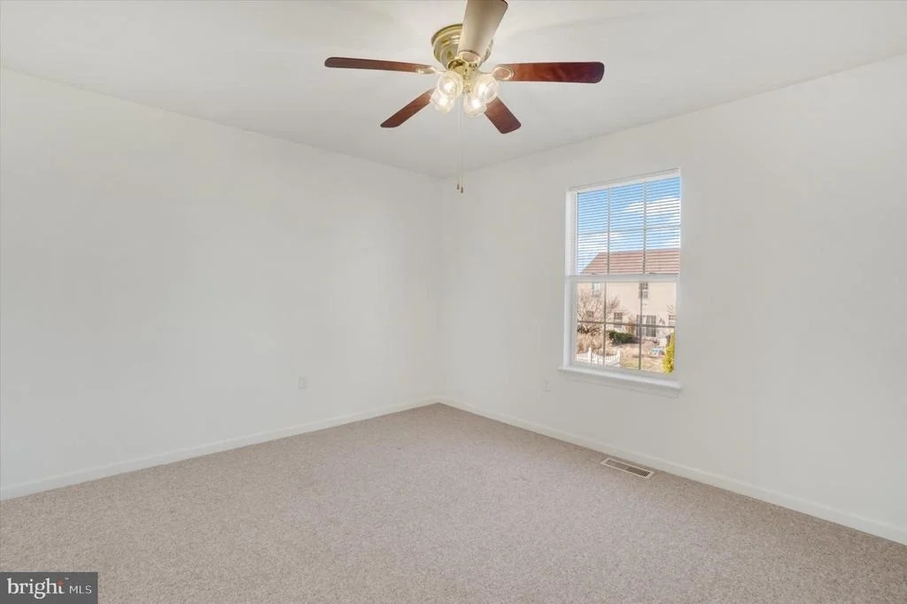 Photo of 3014 BITTERNUT BOULEVARD