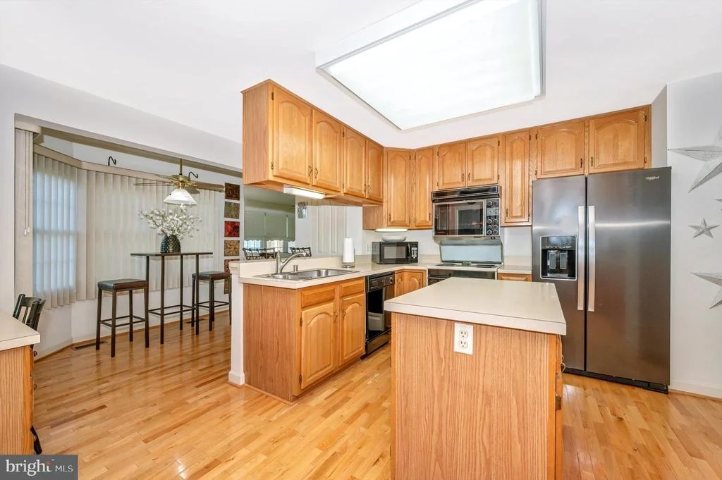 Photo of 841 DUNBROOKE COURT