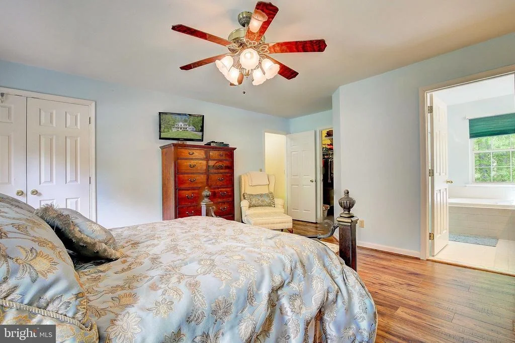 Photo of 10945 TWO SISTERS LANE