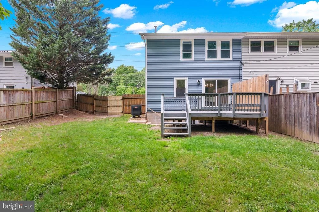 Photo of 603 CHAPELGATE DRIVE
