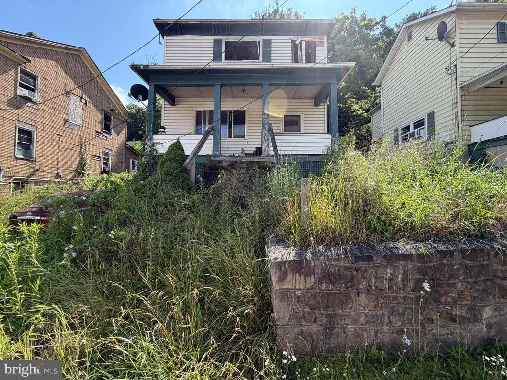 Photo of 87 DOUGLAS AVENUE