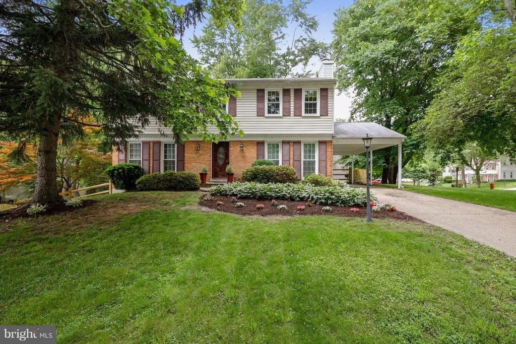 Photo of 9002 BILLOW ROW