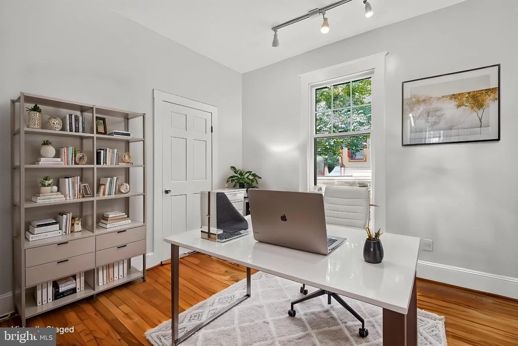 Photo of 734 SILVER SPRING AVENUE