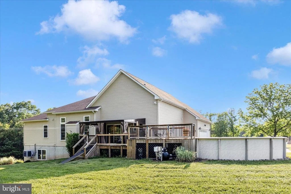 Photo of 7145 LINGANORE ROAD