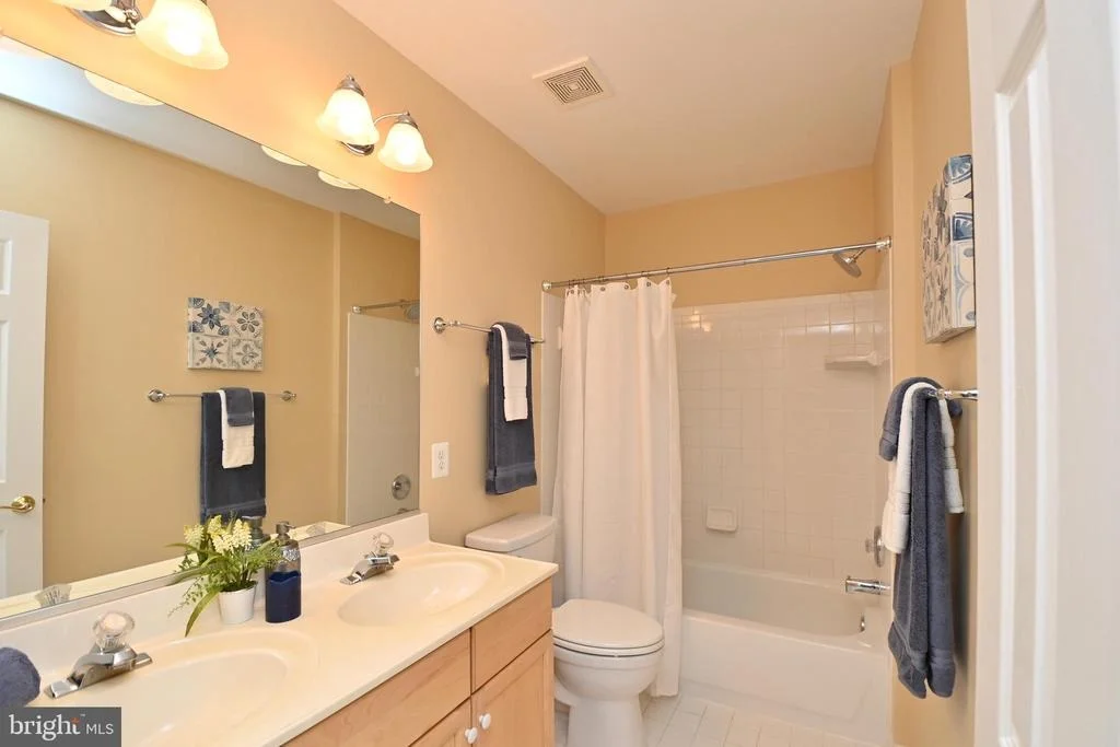 Photo of 6202 GARDEN ROAD