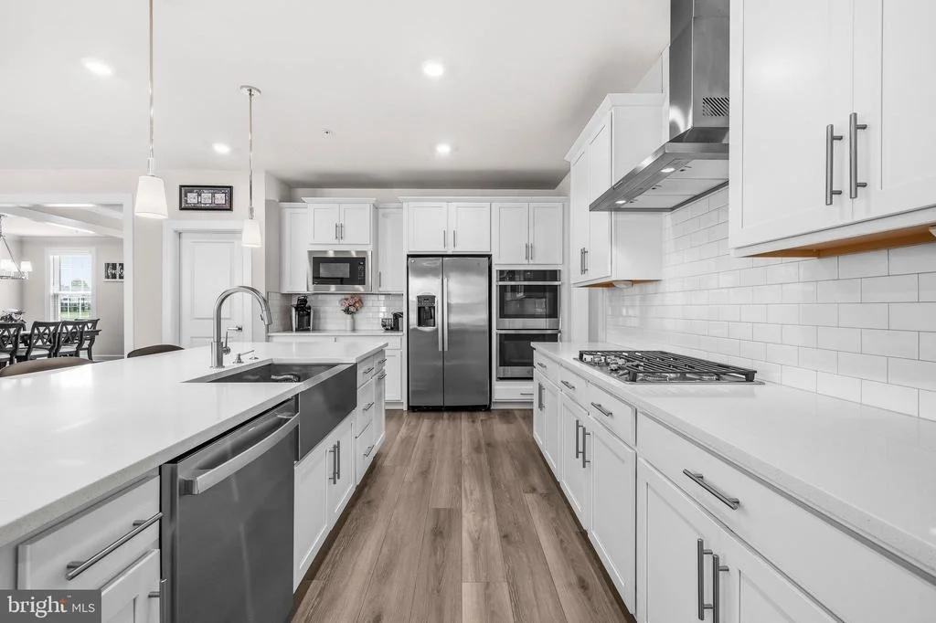 Photo of 15503 TWIN RIVER CIR