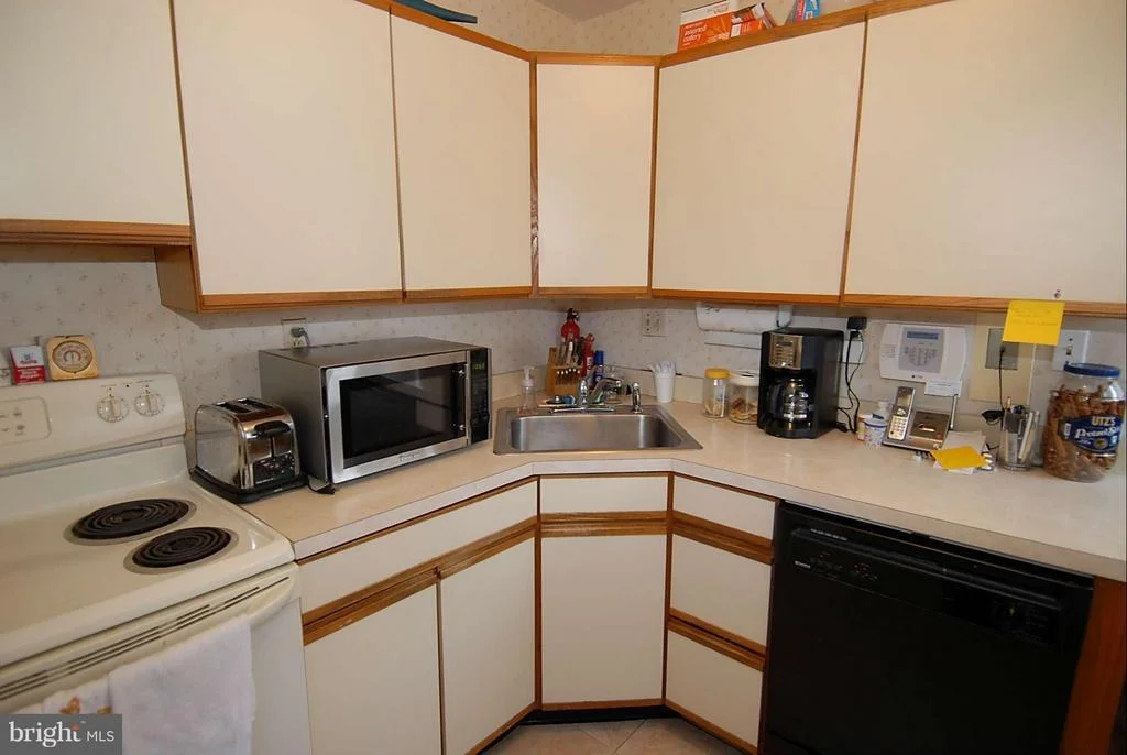Photo of 10313 HAYWOOD DRIVE