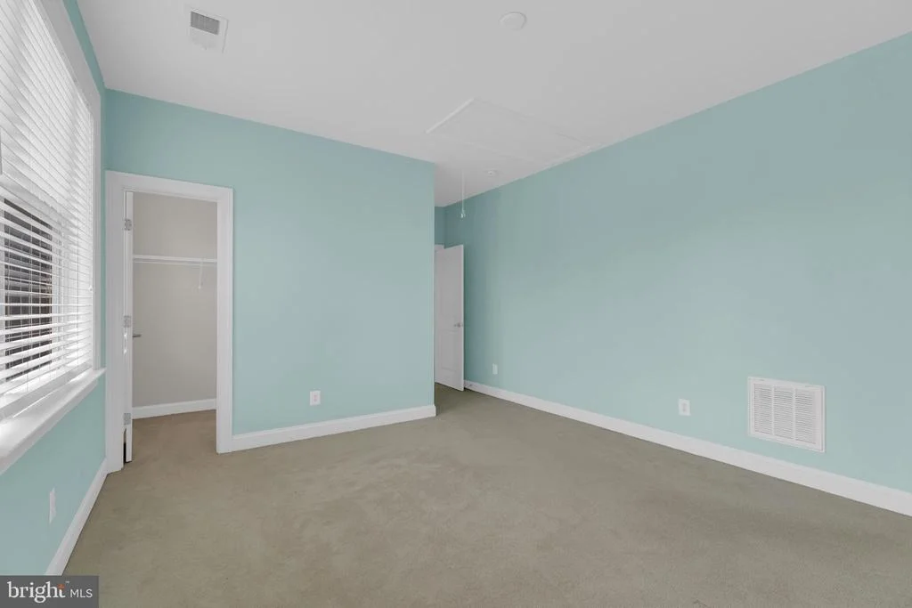 Photo of 42706 CHISHOLM