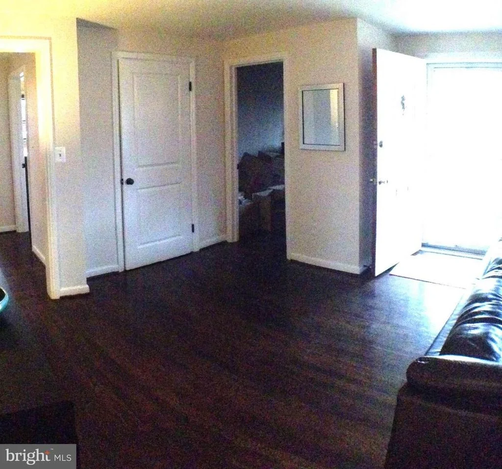 Photo of 17 13TH STREET E