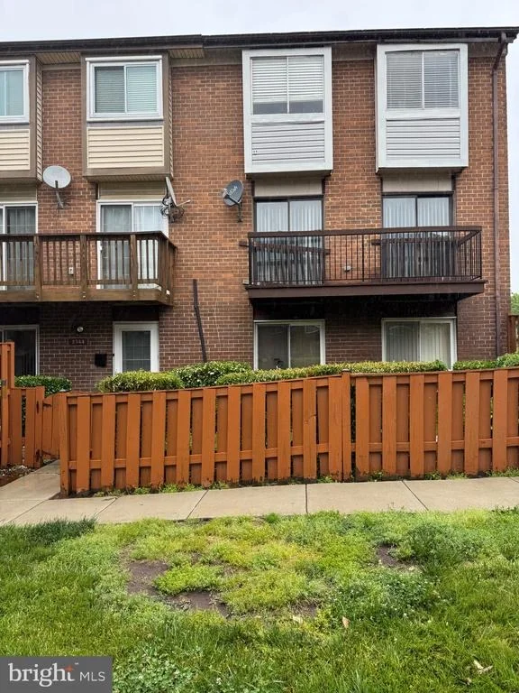 Photo of Unit 2AB at 2344 SUN VALLEY CIRCLE