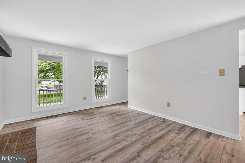 Photo of 302 SPRING GATE COURT