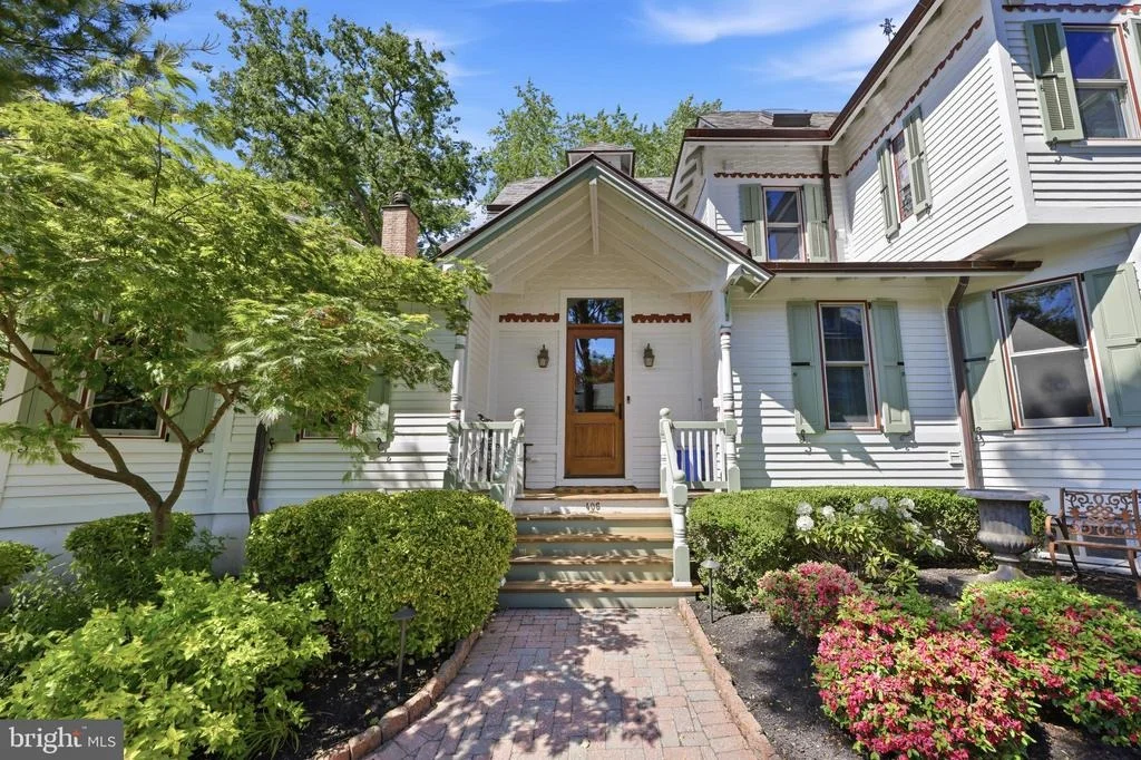 Photo of 406 WASHINGTON AVENUE