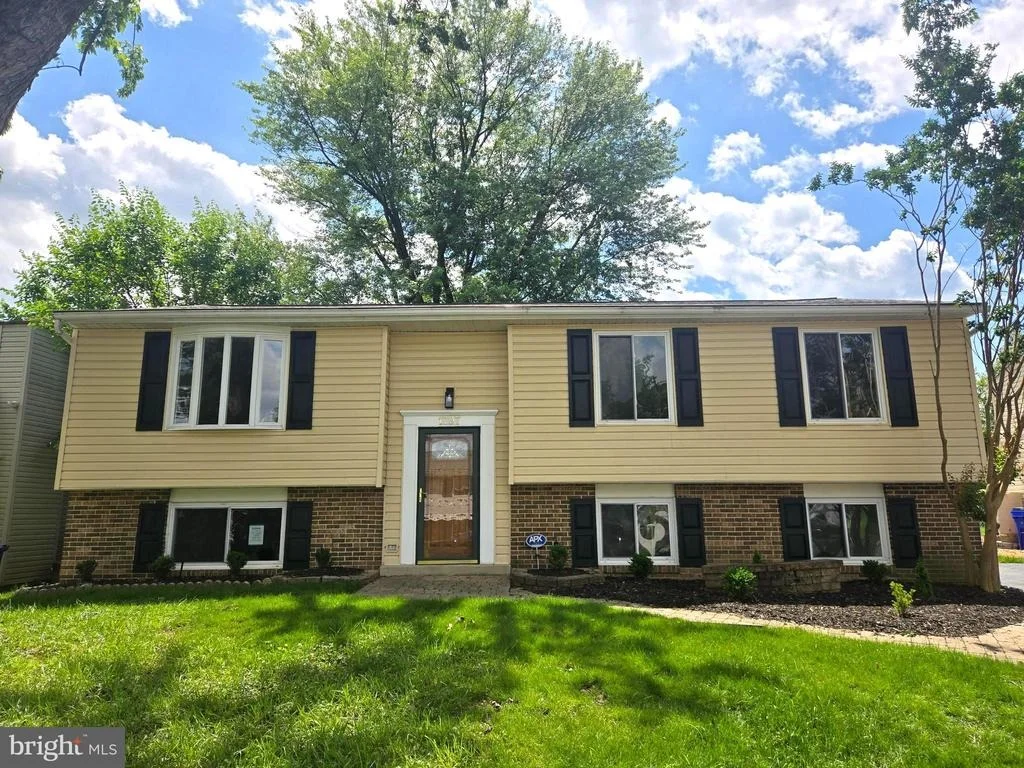 Photo of 1797 VALLEYSIDE DRIVE