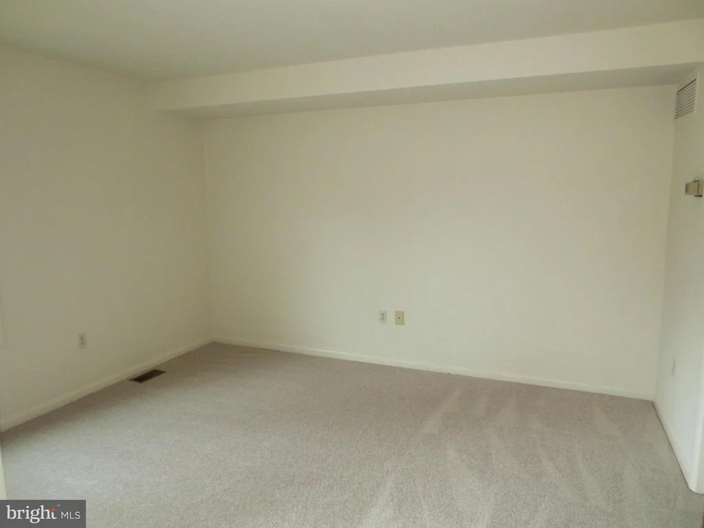 Photo of Unit 81A at 3630 GLENEAGLES DRIVE
