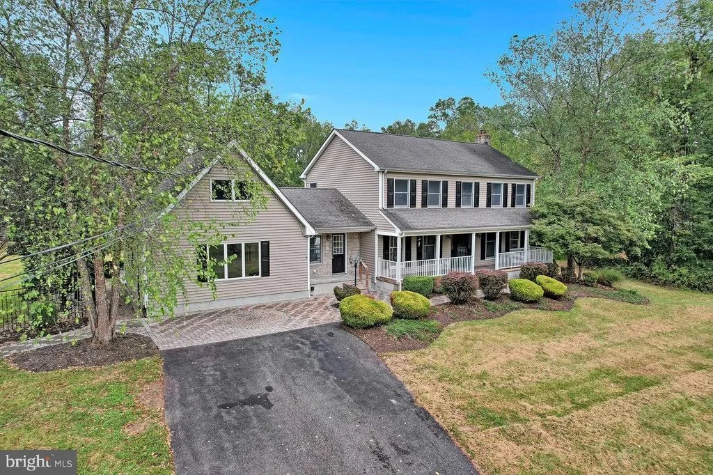 Photo of 526 COUNTY ROAD 579
