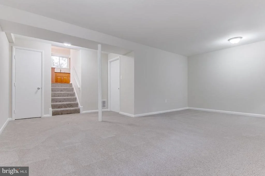 Photo of 217 HILLSBORO DRIVE