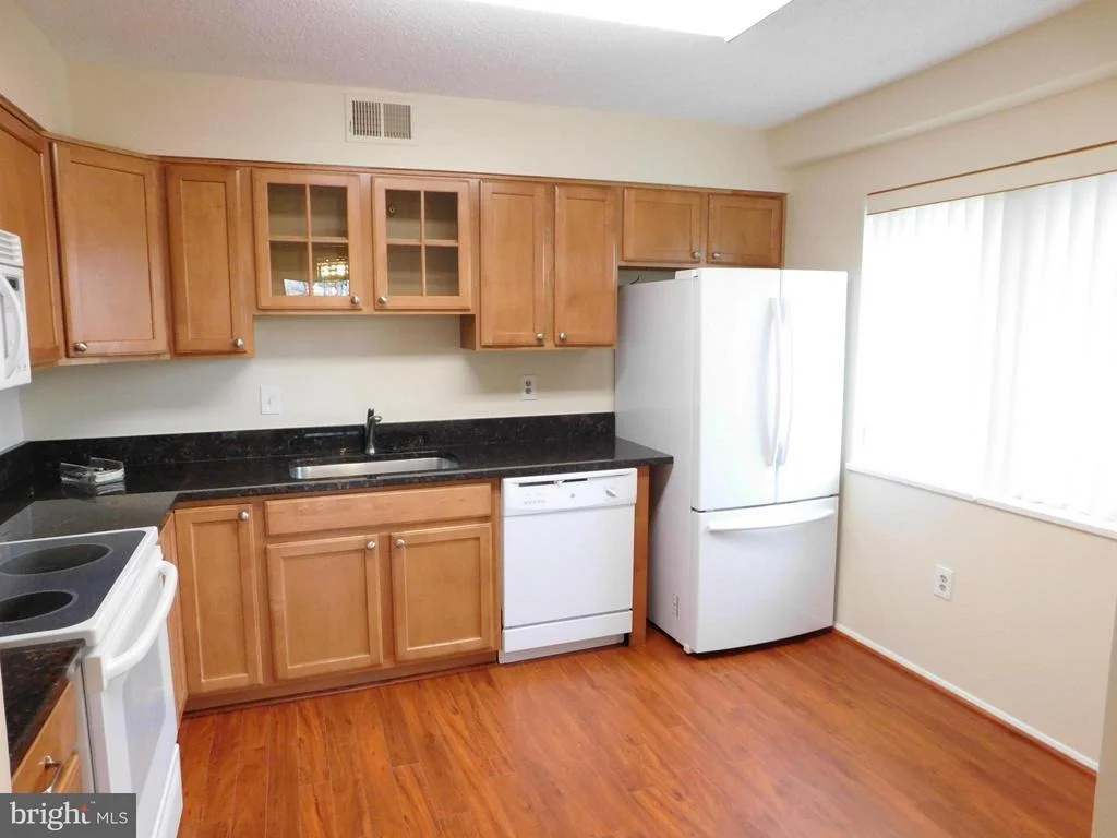 Photo of Unit 3625 at 15115 INTERLACHEN DRIVE