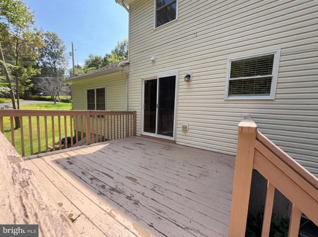 Photo of 814 CLEARVIEW DRIVE