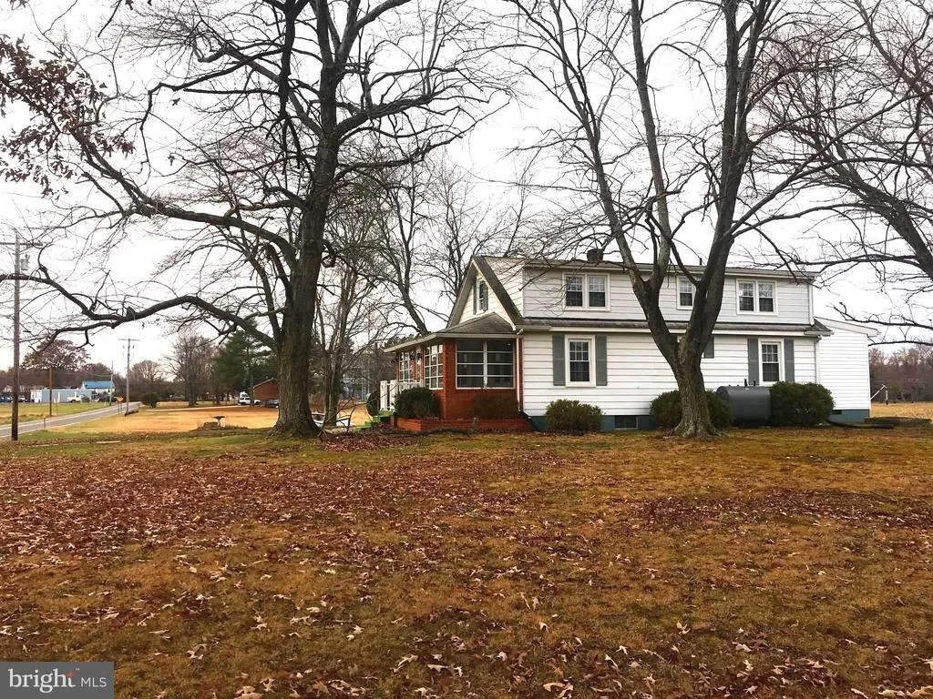 Photo of 16307 ASHBOX ROAD