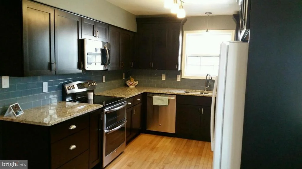 Photo of 550 BAY VIEW