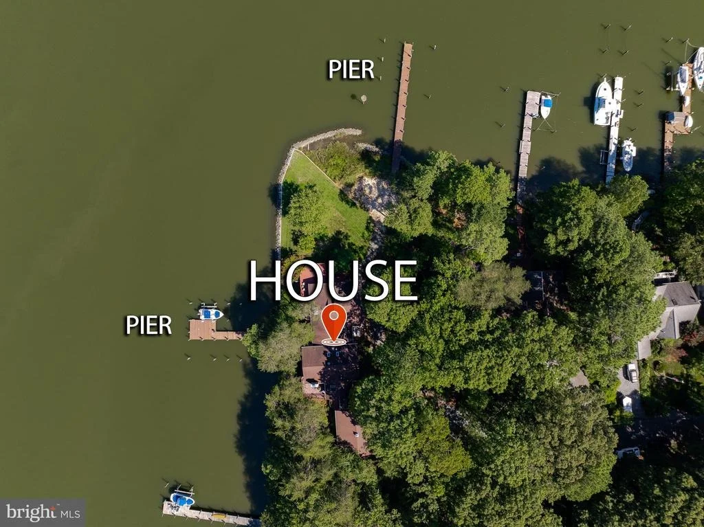Photo of 222 HARBOR DRIVE
