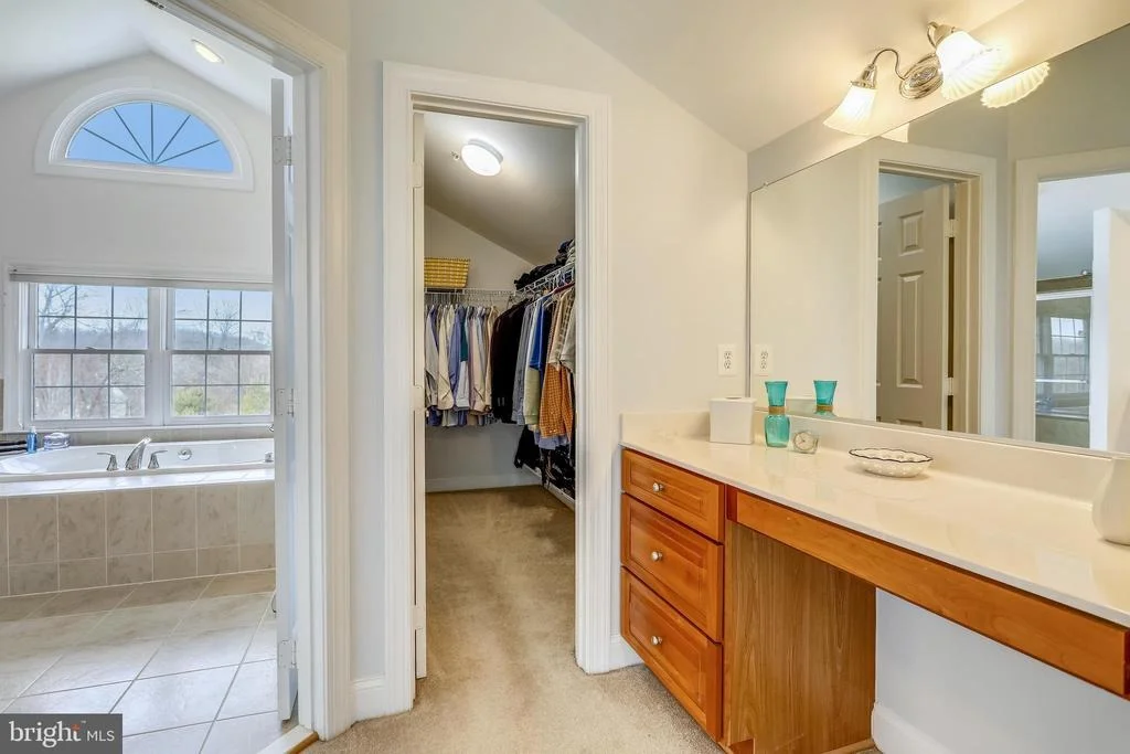 Photo of 24701 FARMVIEW LANE