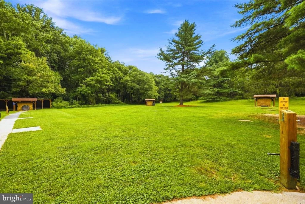 Photo of 5904 MUNCASTER MILL ROAD