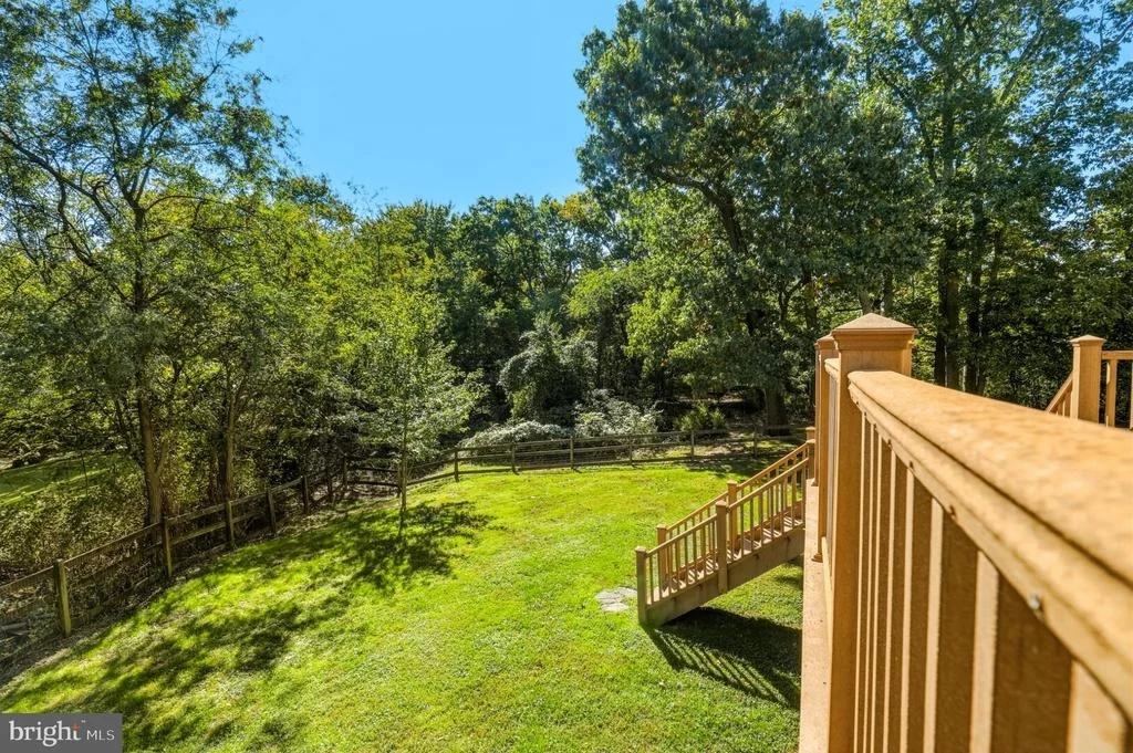 Photo of 6152 MONTGOMERY ROAD