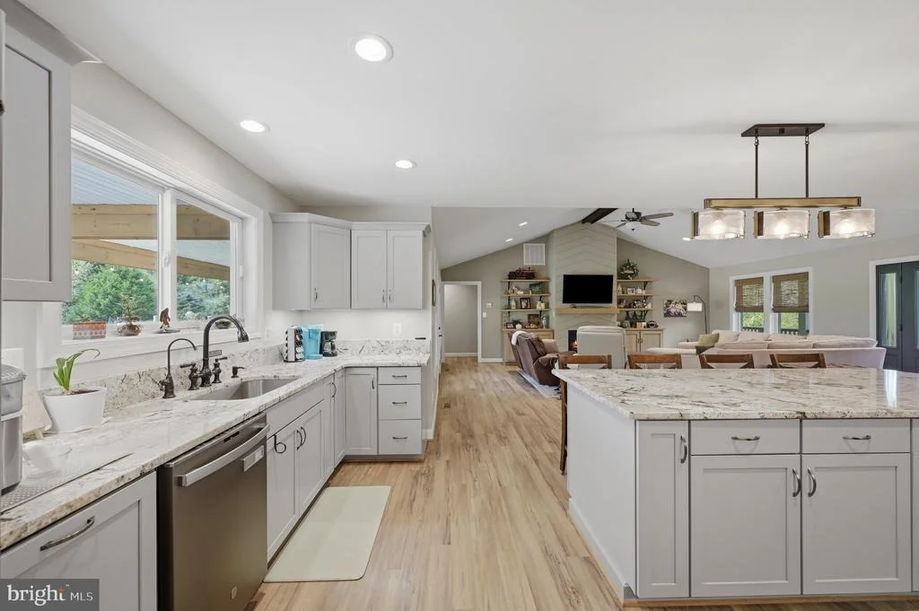 Photo of 295 KING LEAR DRIVE