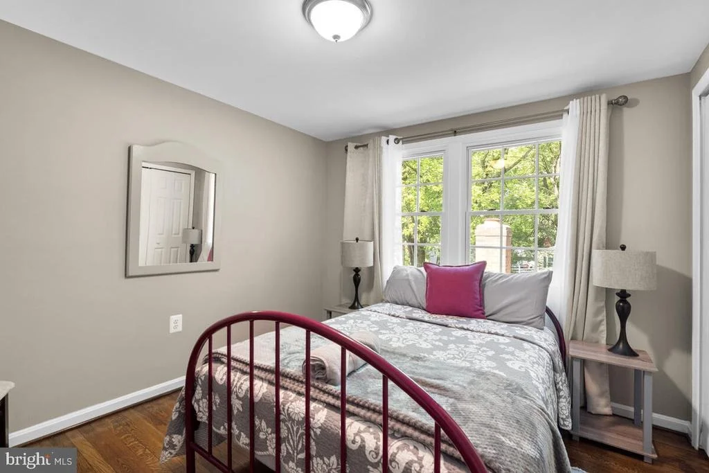 Photo of 14028 BREEZE HILL LANE