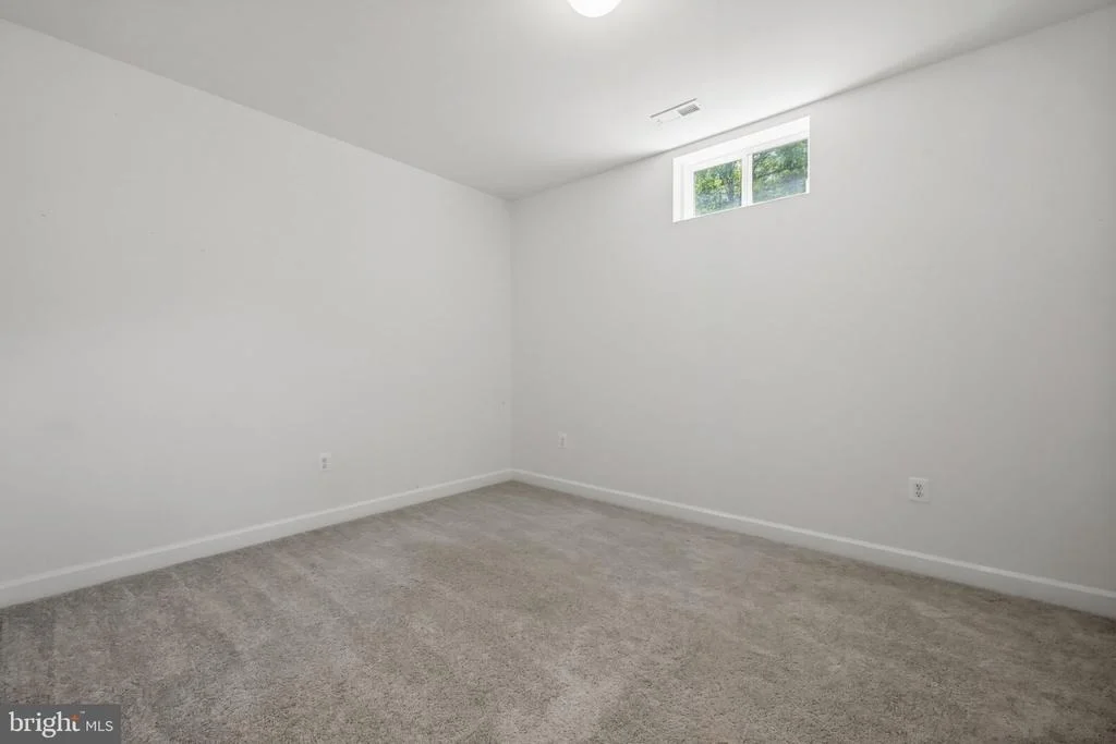 Photo of 301 KINGDOM DRIVE