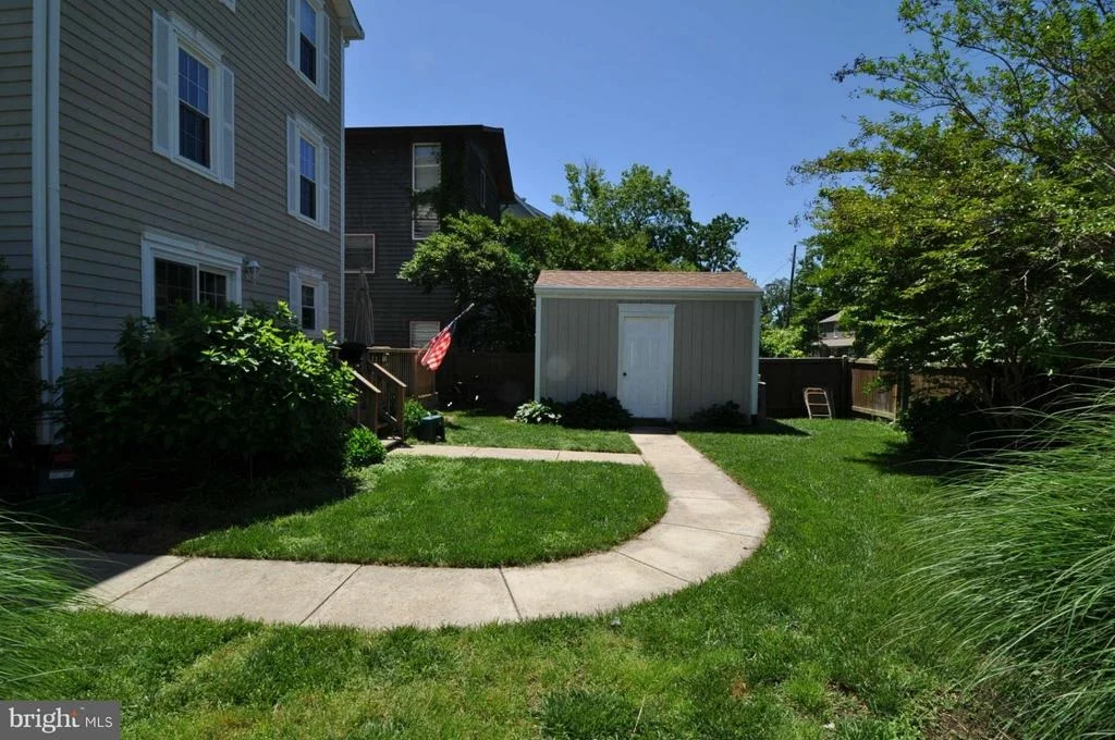 Photo of 4732 OAK ROAD