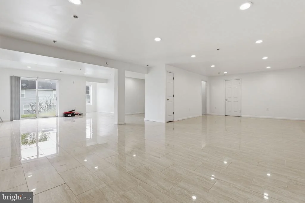 Photo of 10105 ELGIN CIRCLE