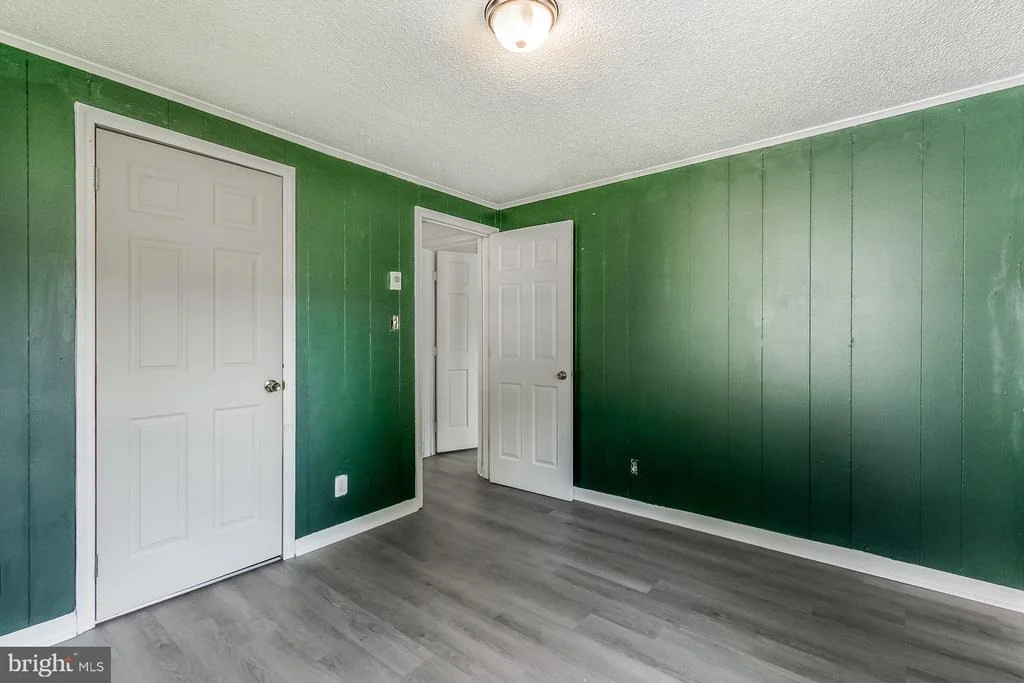 Photo of 107 LEE ROAD