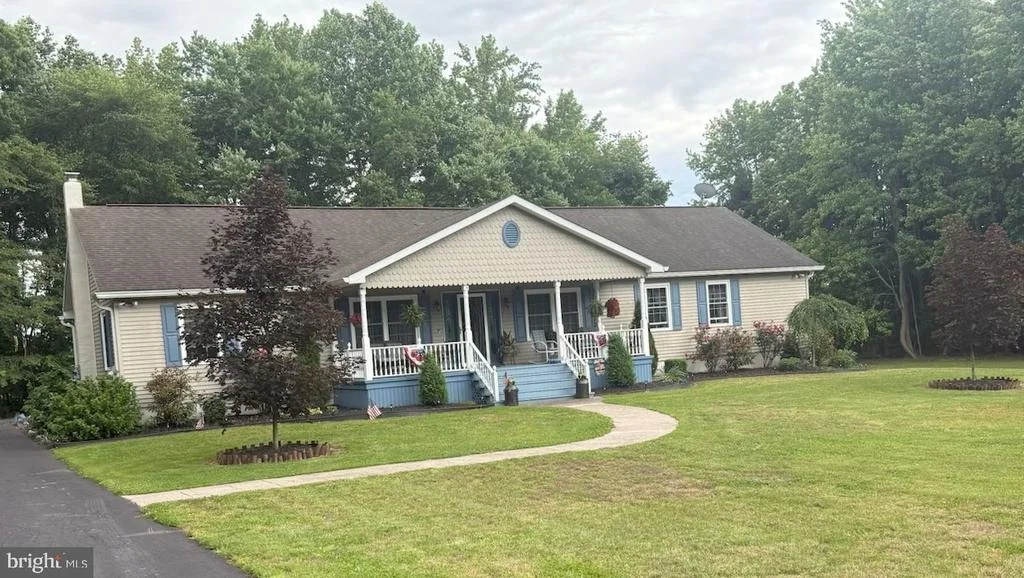 Photo of 201 ROBINSON ROAD