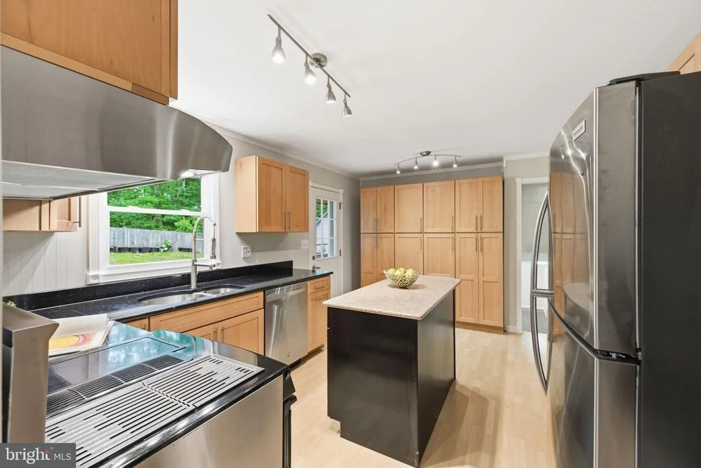 Photo of 7338 STUART CIRCLE