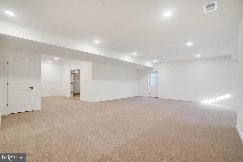 Photo of 2003 ARAM DRIVE