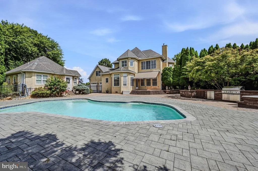Photo of 264 REGENT CIRCLE
