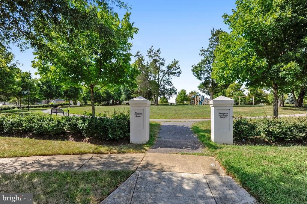 Photo of 4616 CIMMARON GREENFIELDS DRIVE